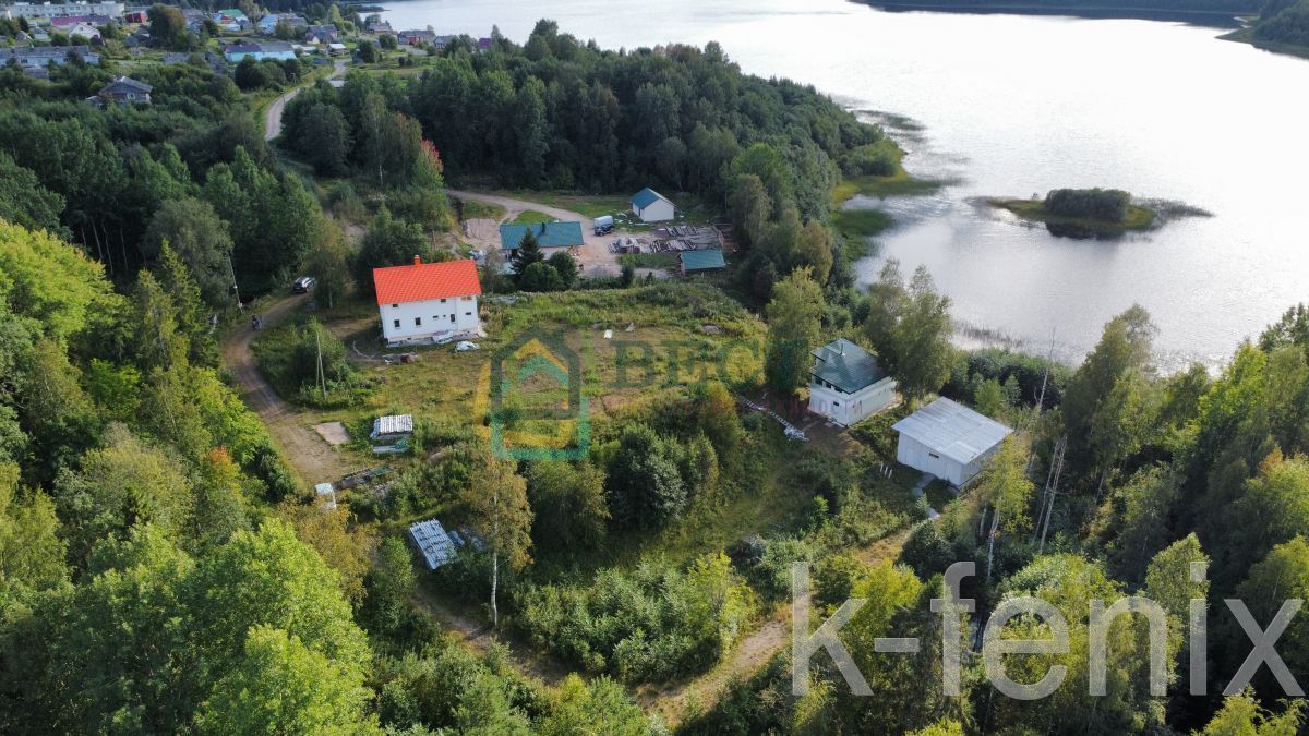 дом 320 метров, участок 100 сот